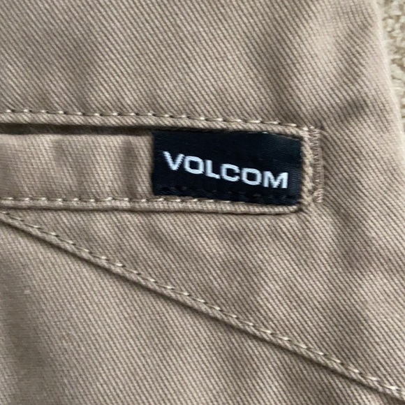 3 pairs of like new board shorts Volcom & RonJon! - Picture 13 of 16